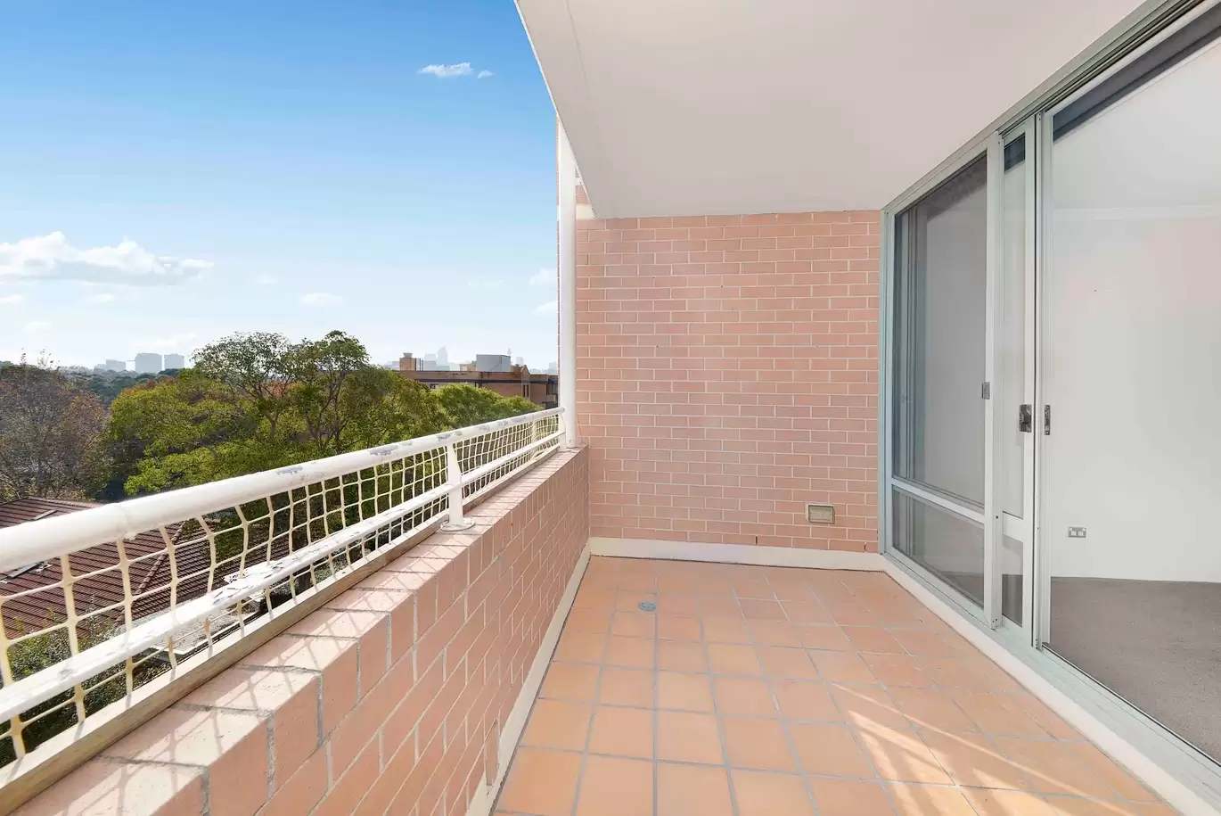 A702/780 Bourke St, Redfern Leased by The Gallery Real Estate - image 3