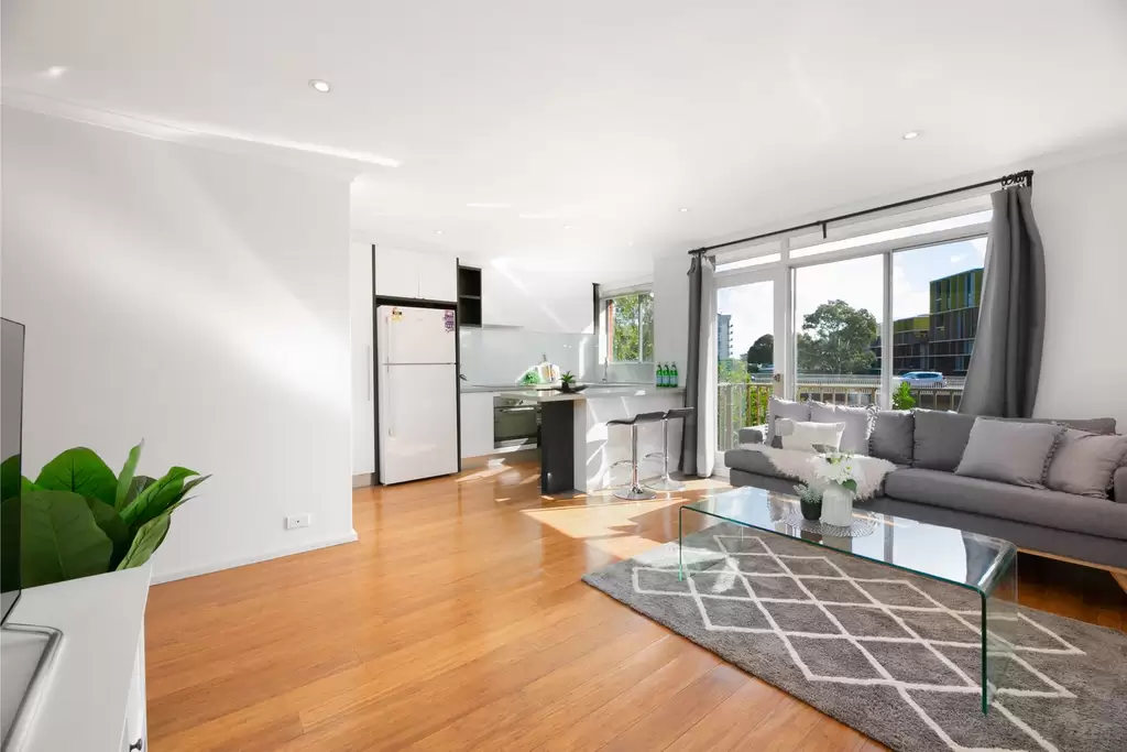 12/76 Lenthall St, Kensington Leased by The Gallery Real Estate