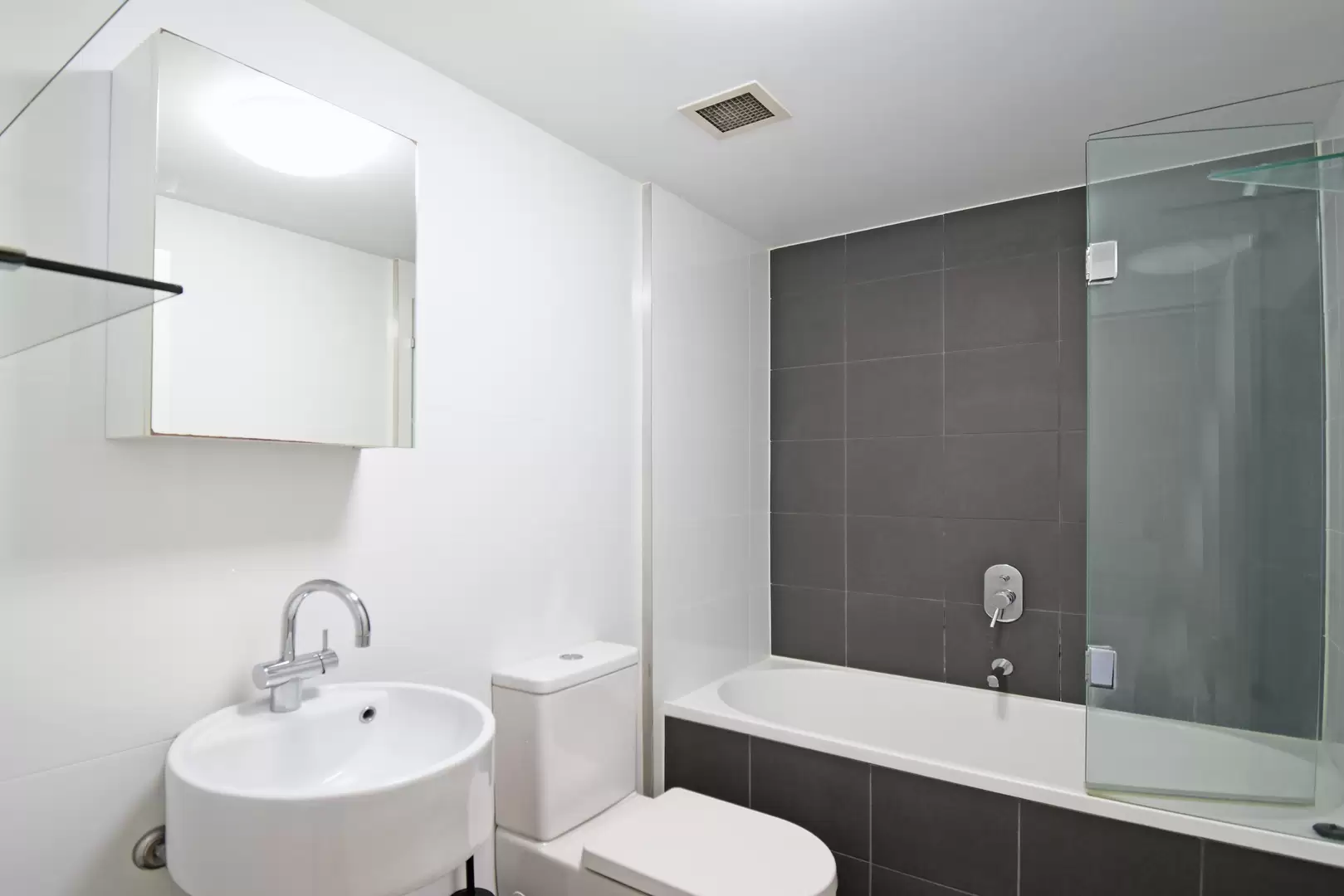 A401/1-11 Hunter St, Waterloo Leased by The Gallery Real Estate - image 4