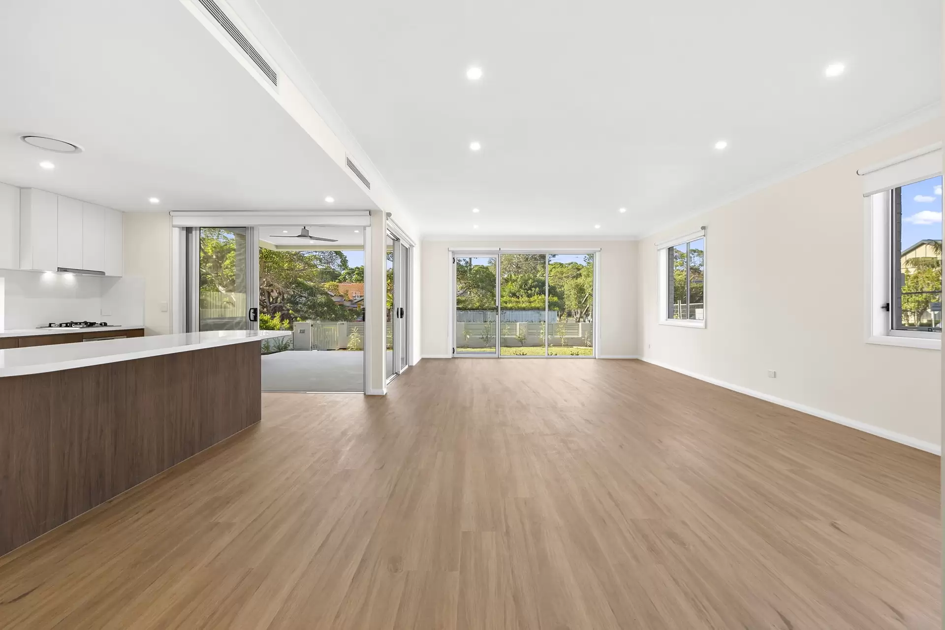 94 Baroona Rd, Northbridge Leased by The Gallery Real Estate - image 1