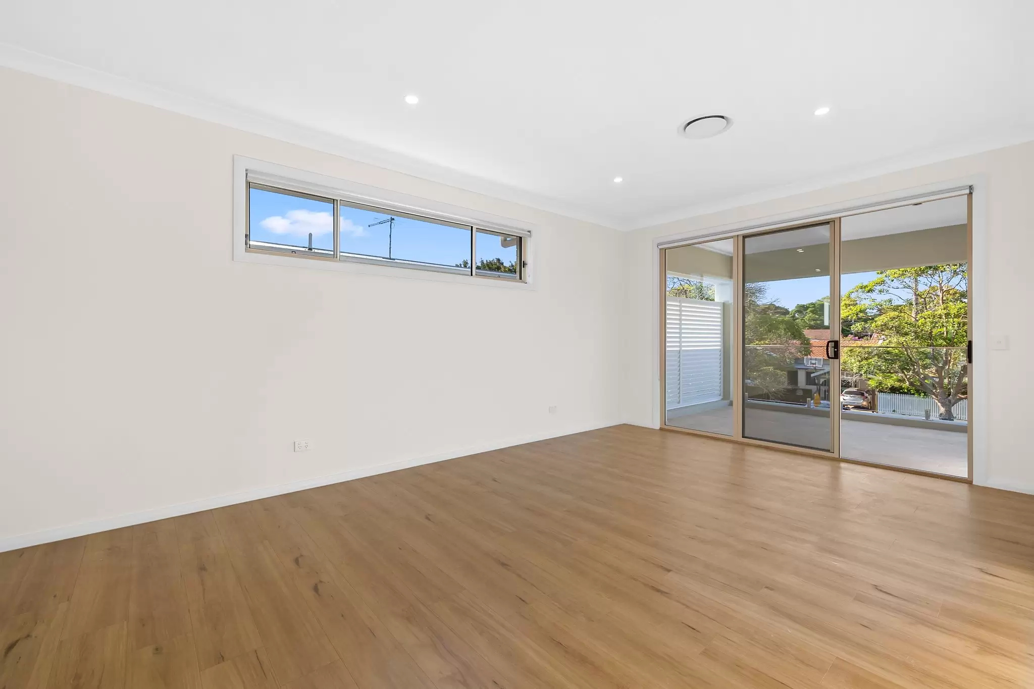 94 Baroona Rd, Northbridge Leased by The Gallery Real Estate - image 9