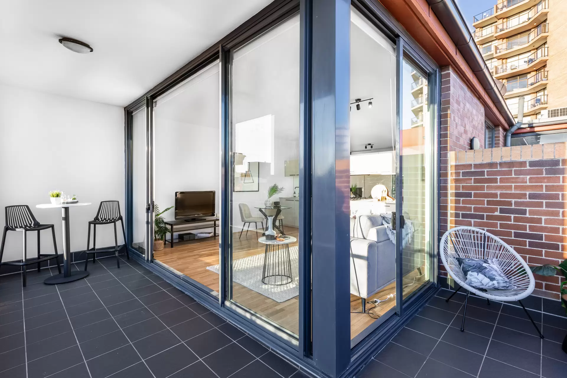 19/107 Oxford St, Darlinghurst Leased by The Gallery Real Estate - image 1