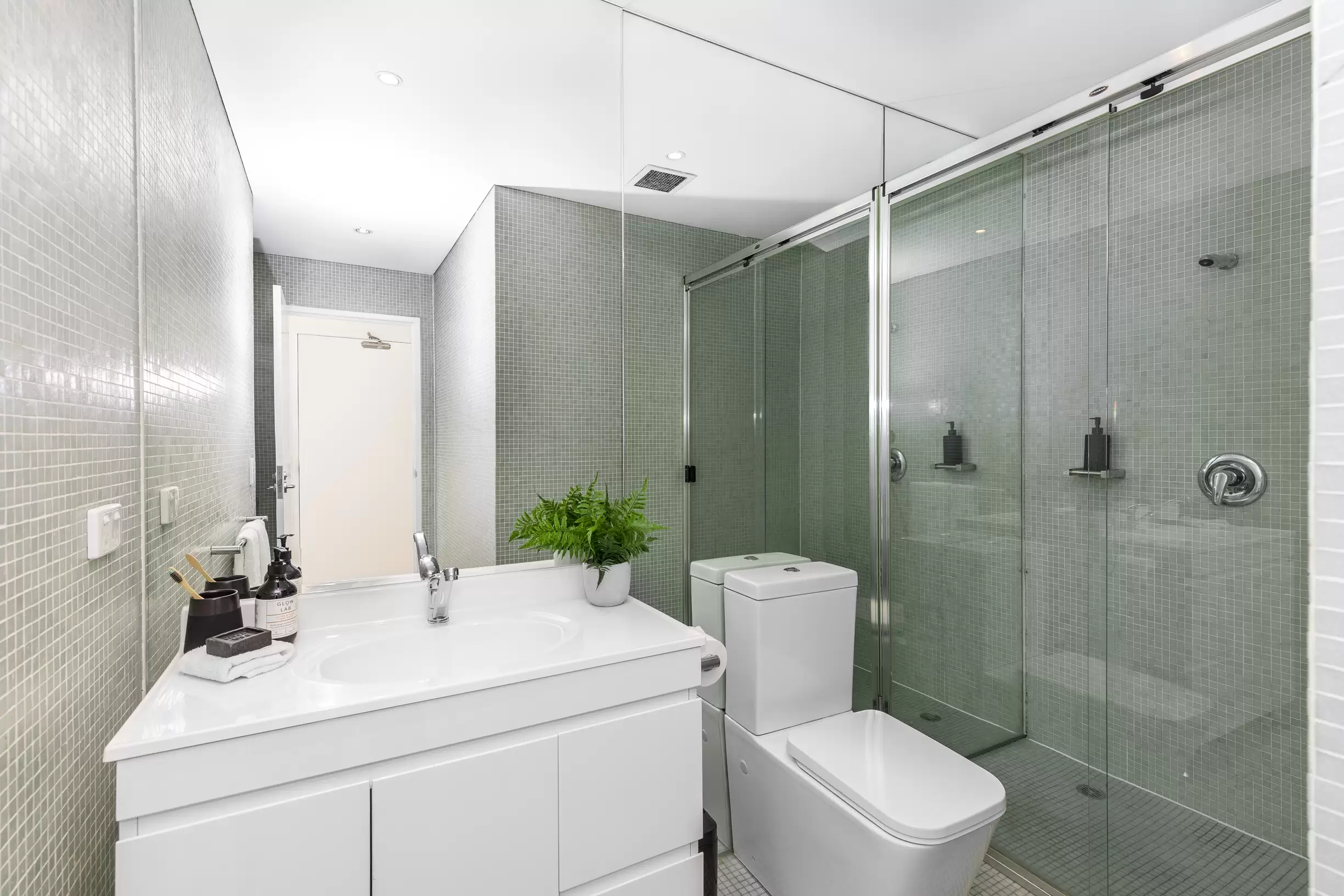 19/107 Oxford St, Darlinghurst Leased by The Gallery Real Estate - image 3