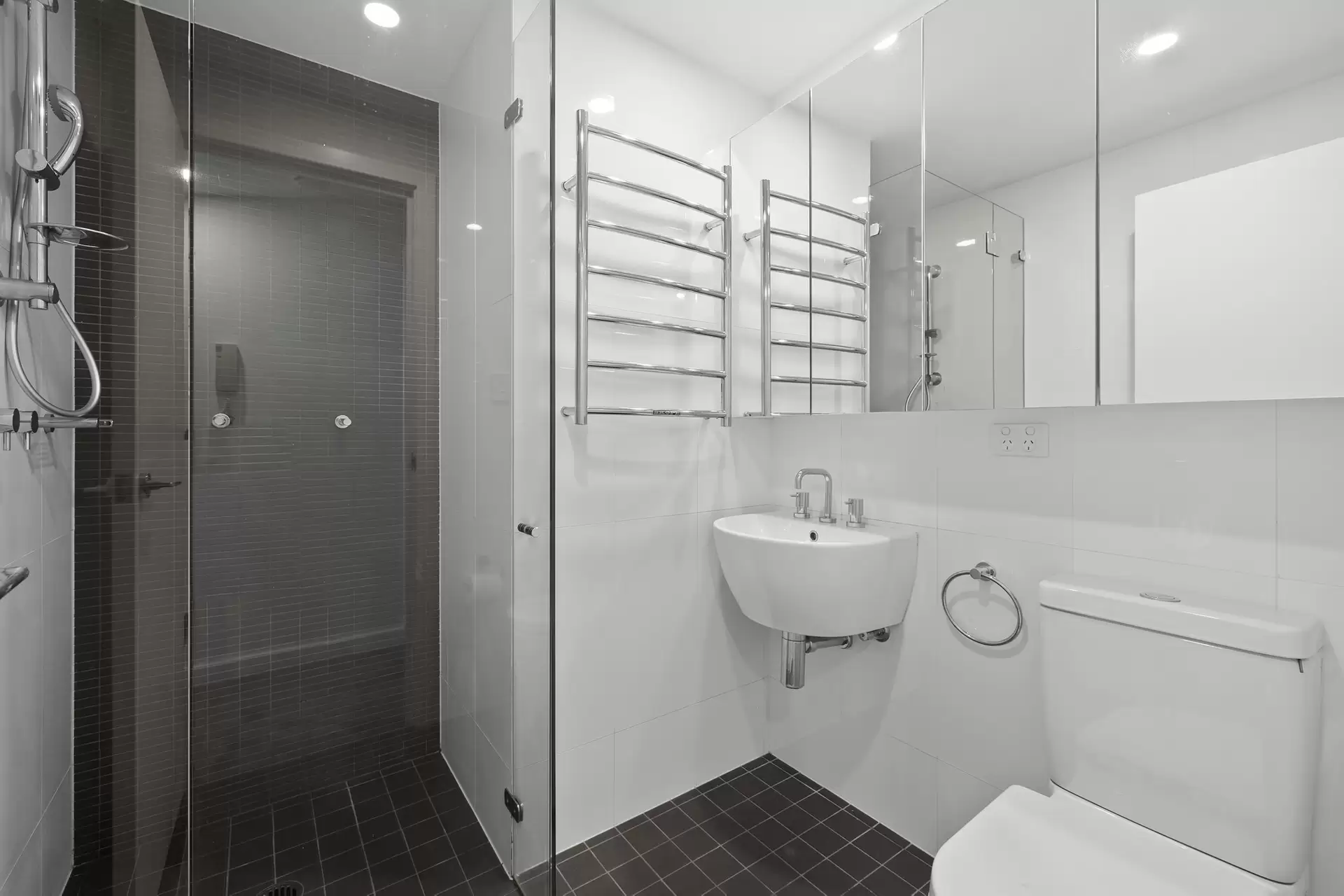 19/19 Beeson St, Leichhardt Leased by The Gallery Real Estate - image 1