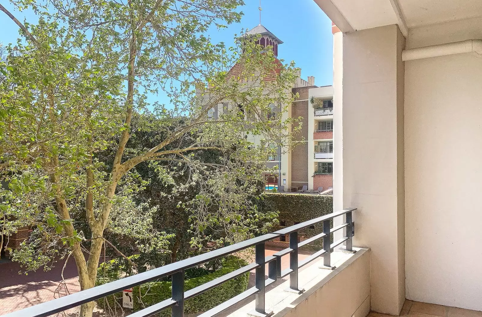 7F/780 Bourke Street, Redfern Leased by The Gallery Real Estate - image 6