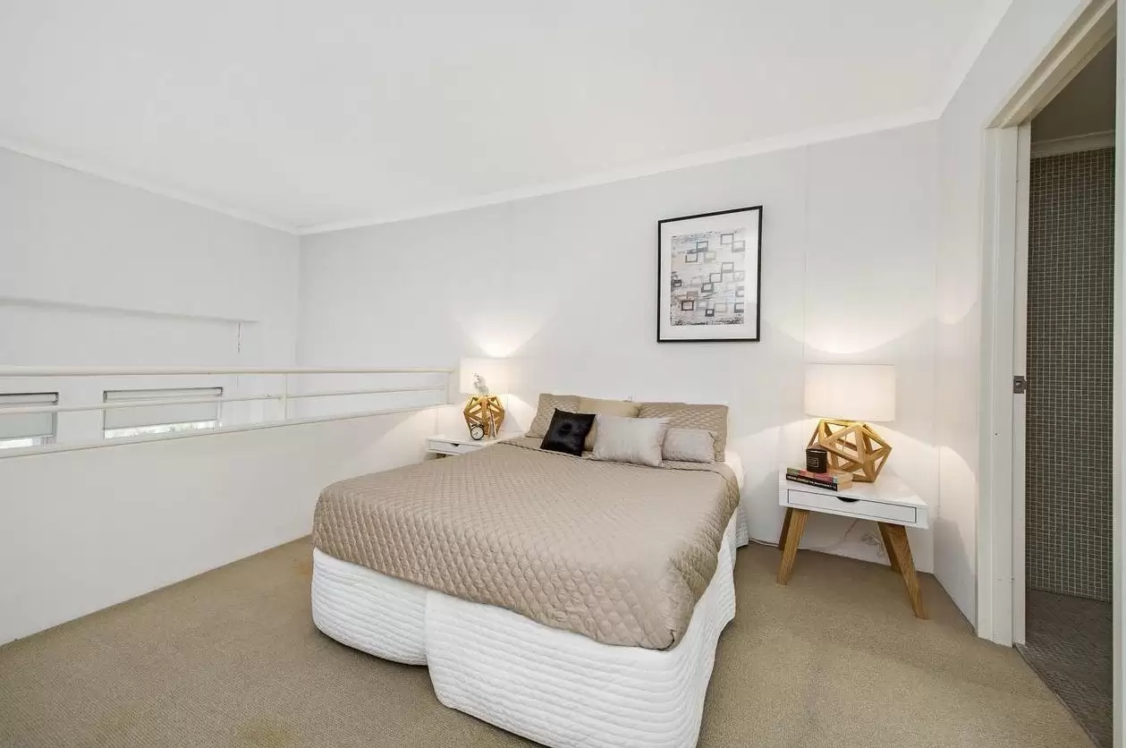 R404/780 Bourke Street, Redfern Leased by The Gallery Real Estate - image 4