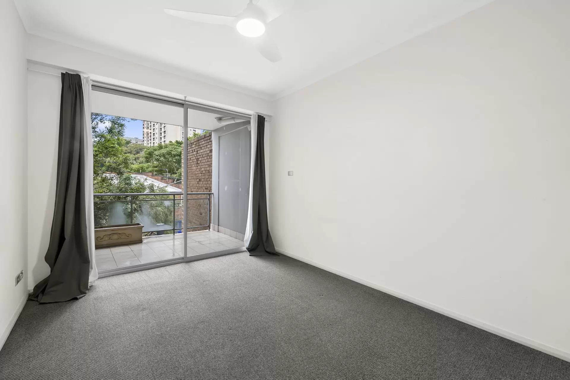 209/76-78 Cope Street, Redfern Leased by The Gallery Real Estate - image 1