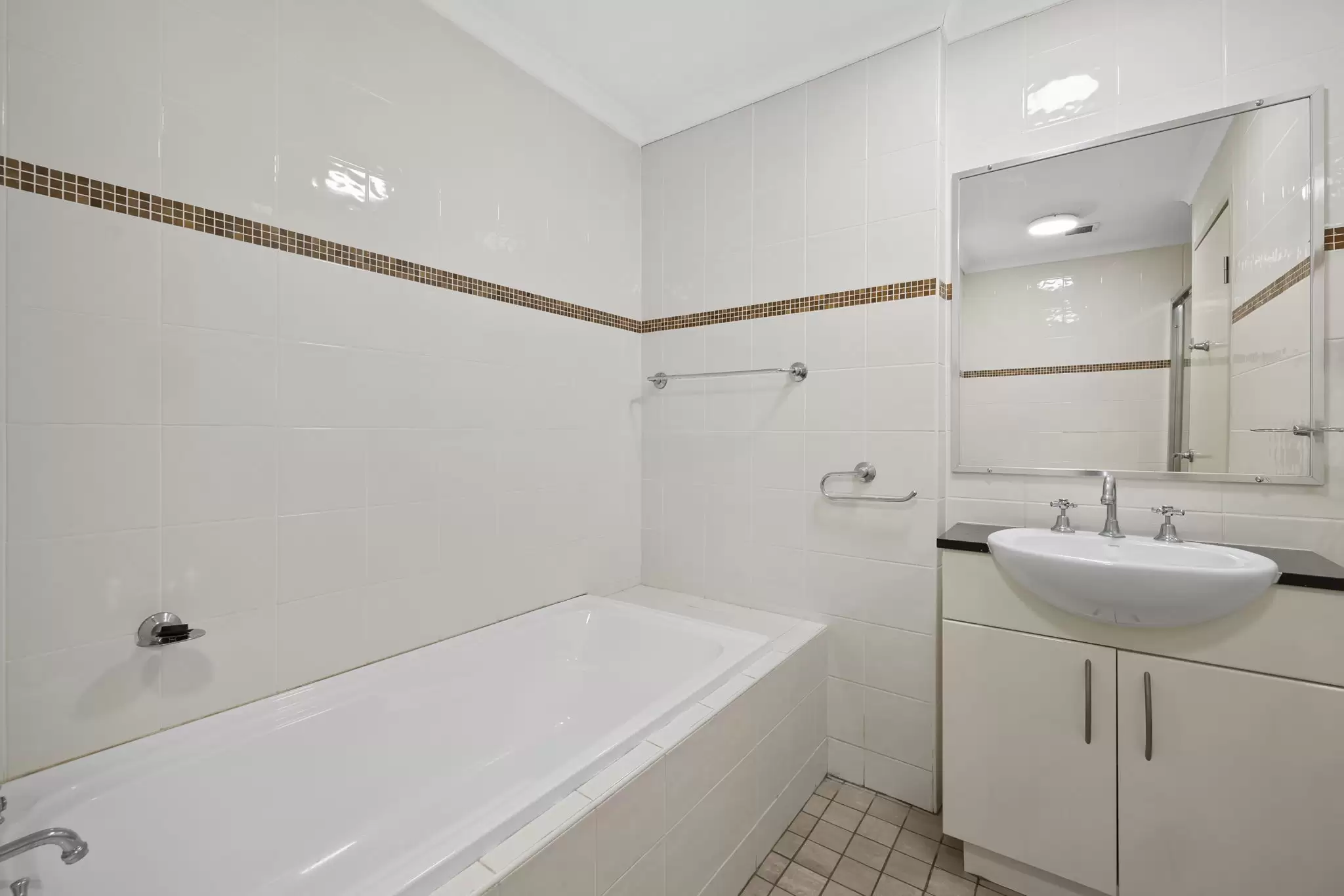 209/76-78 Cope Street, Redfern Leased by The Gallery Real Estate - image 4