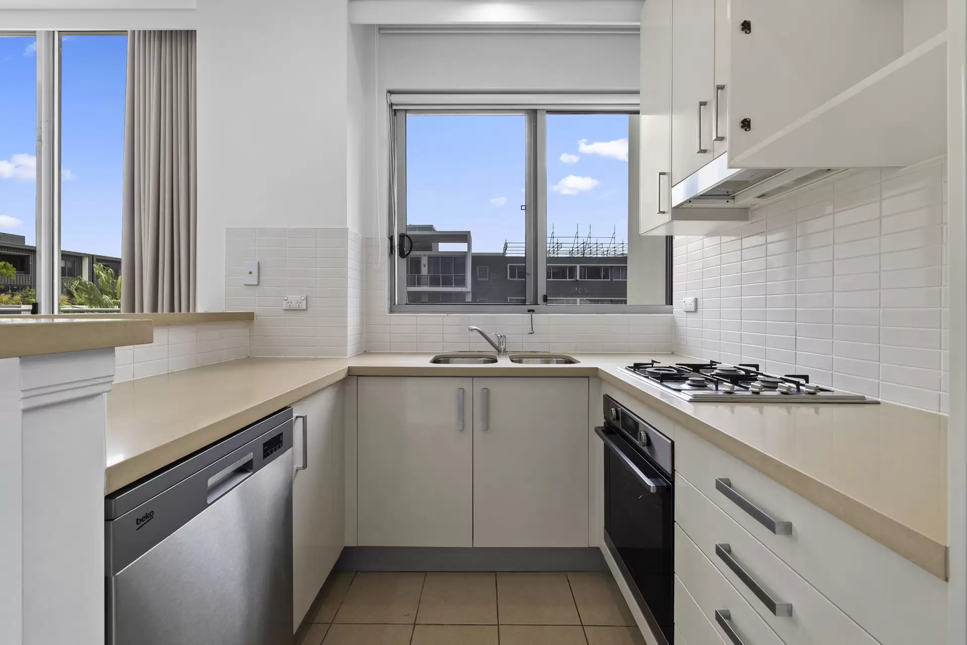 830/4 Stedman St, Rosebery Leased by The Gallery Real Estate - image 1