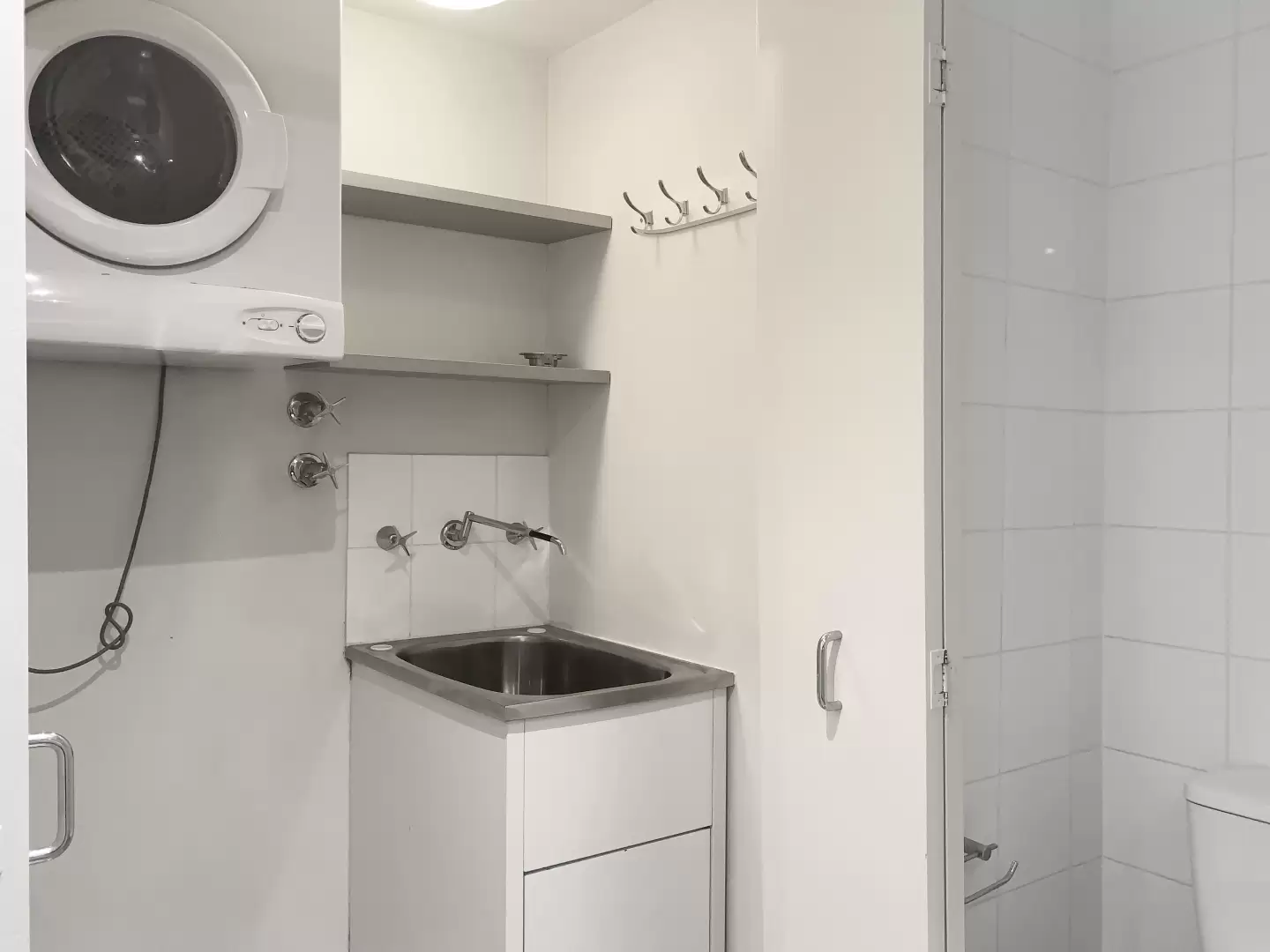 C315/6-8 Crescent Street, Redfern Leased by The Gallery Real Estate - image 8