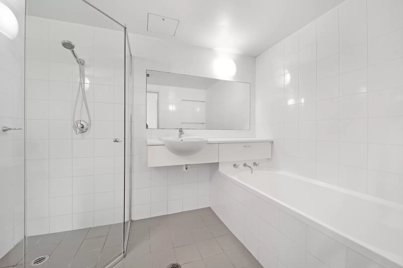 C401/6-8 Crescent Street, Redfern Leased by The Gallery Real Estate - image 5