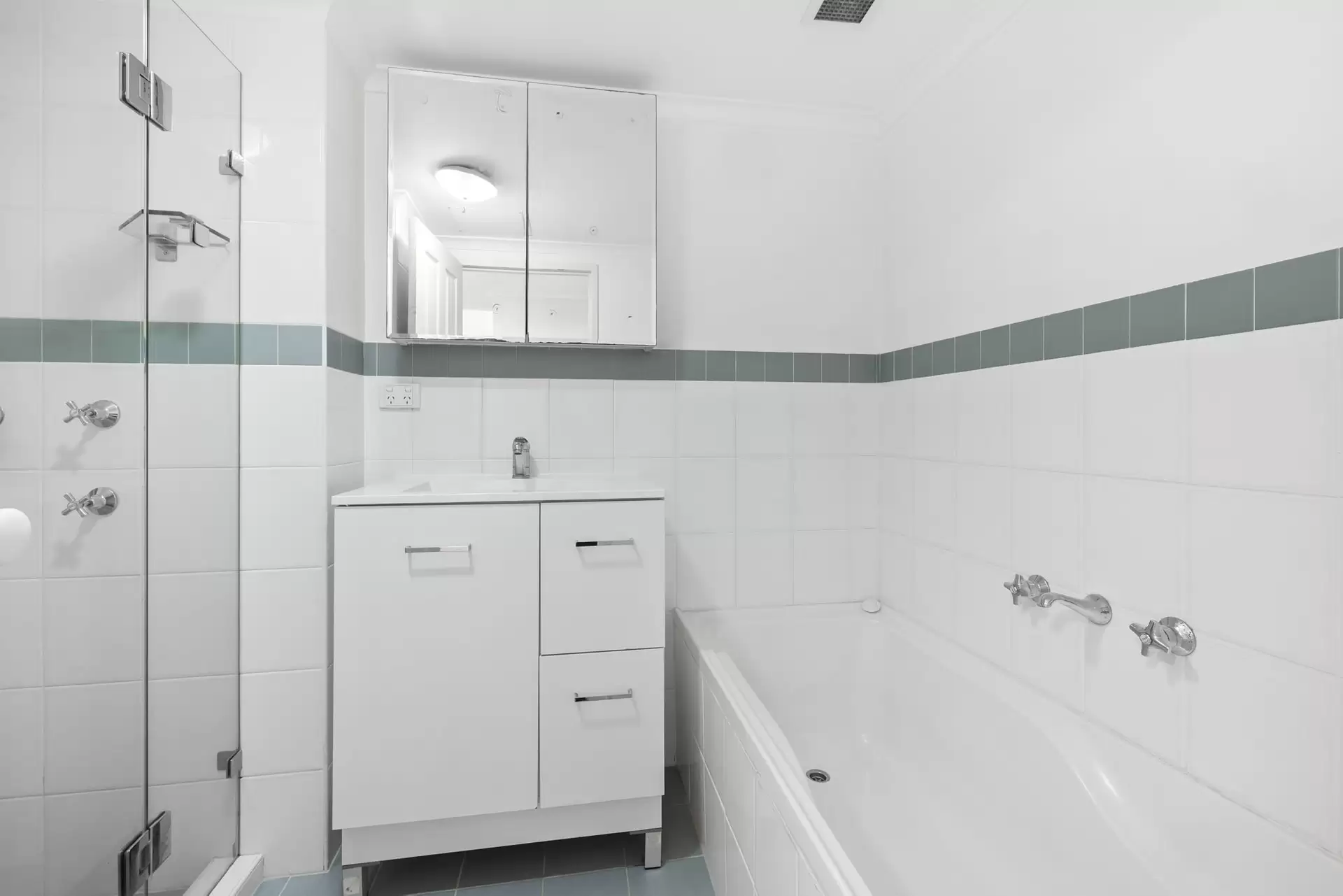 16/41 Pitt Street, Redfern Leased by The Gallery Real Estate - image 1