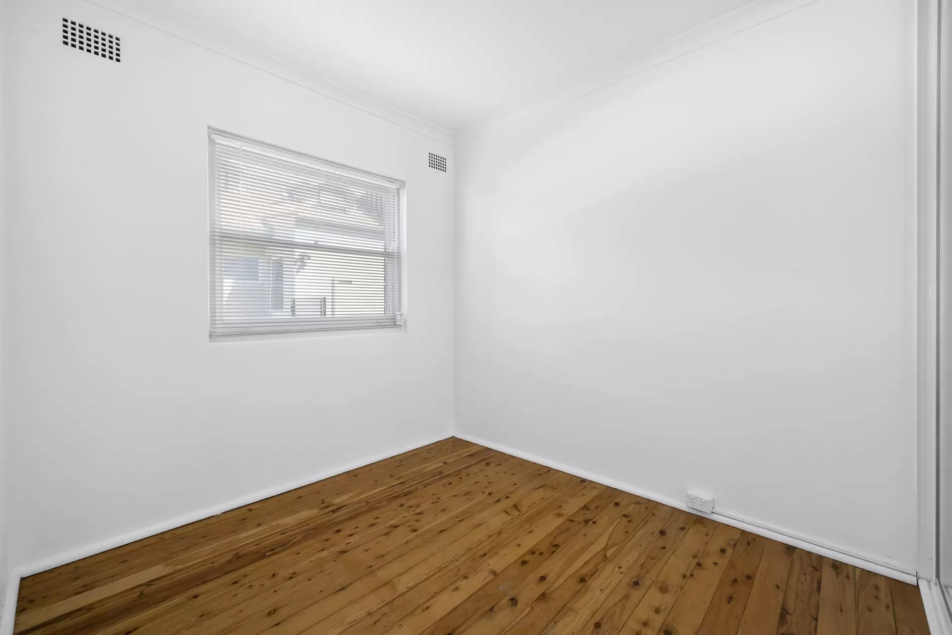 2/9 Hampton St, Croydon Park Leased by The Gallery Real Estate - image 1