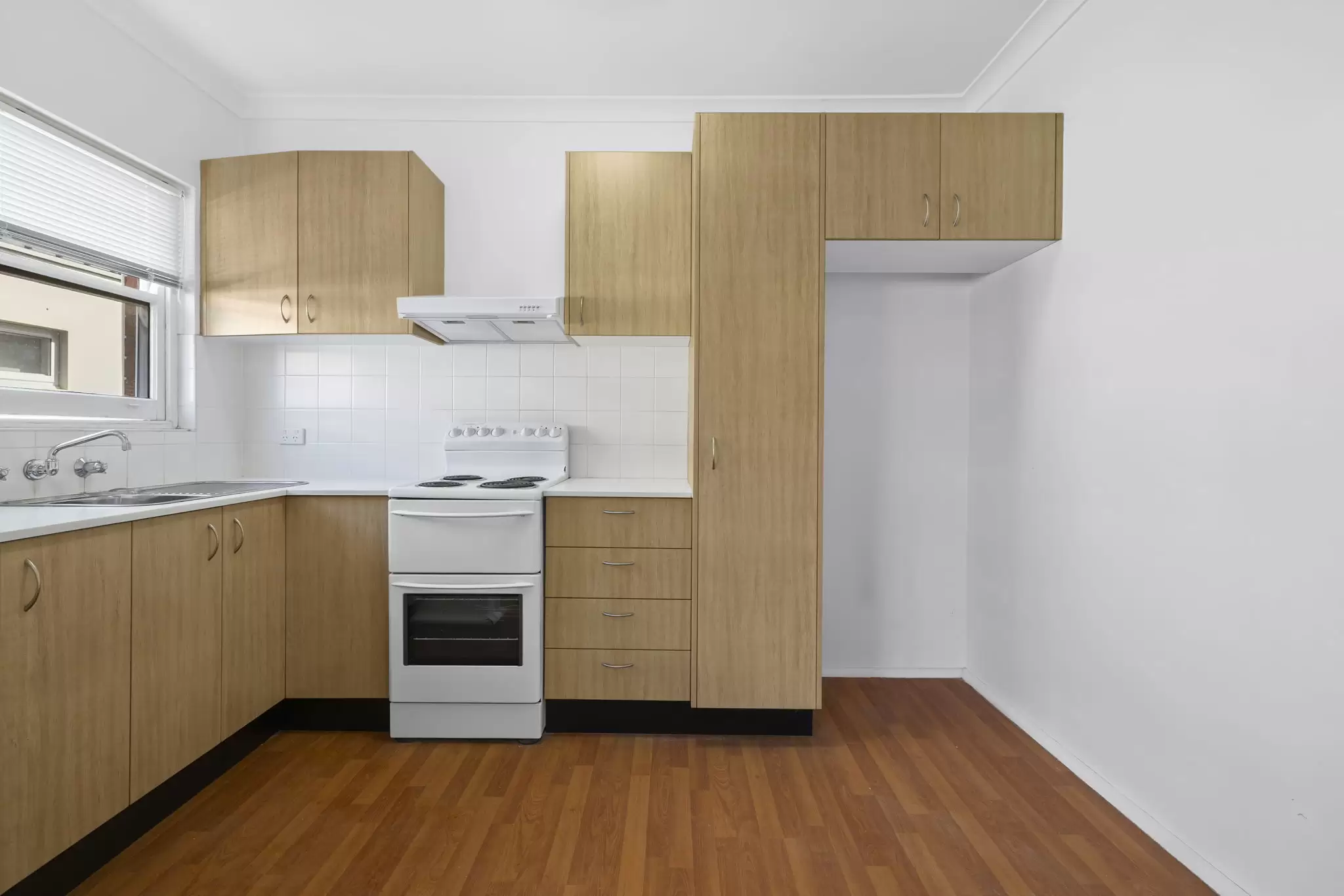 2/9 Hampton St, Croydon Park Leased by The Gallery Real Estate - image 2