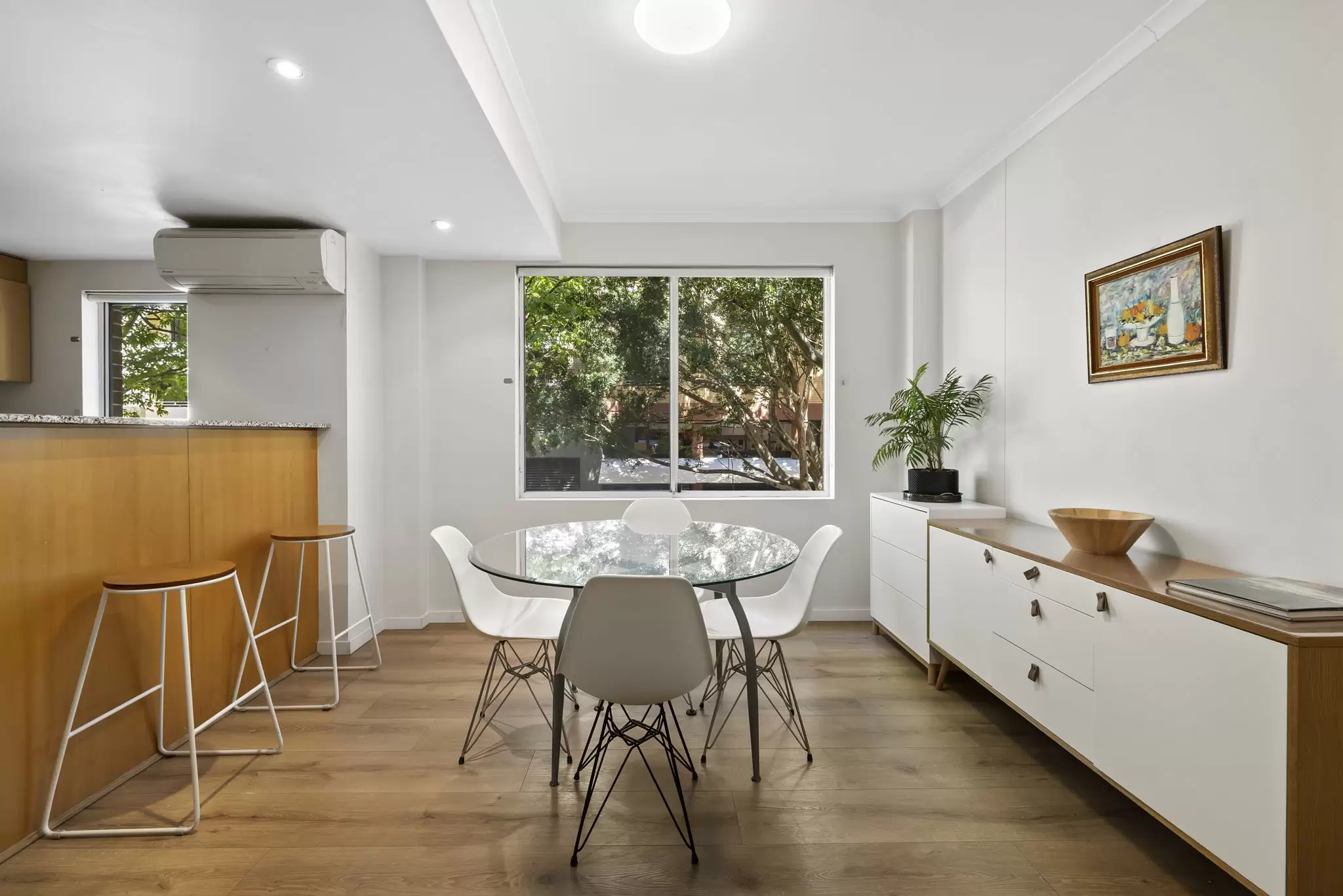 R201/780 Bourke St, Redfern Leased by The Gallery Real Estate - image 2