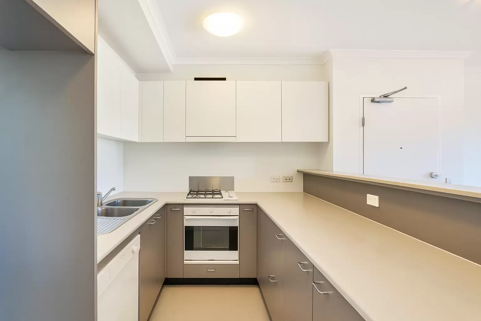 C406/6-8 Crescent Street, Redfern Leased by The Gallery Real Estate - image 2