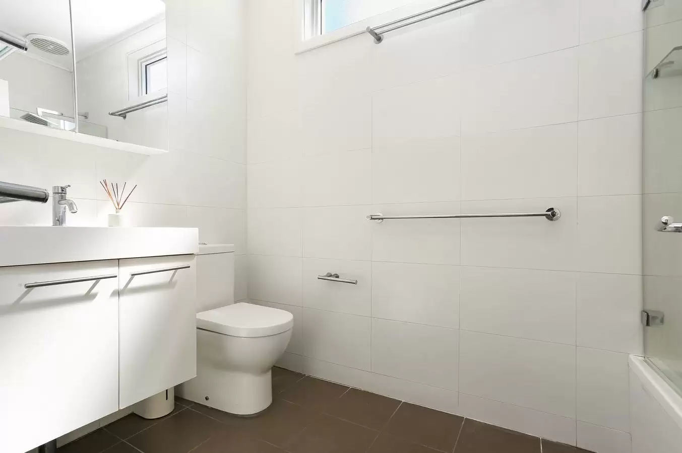 348 Catherine St, Lilyfield Leased by The Gallery Real Estate - image 8