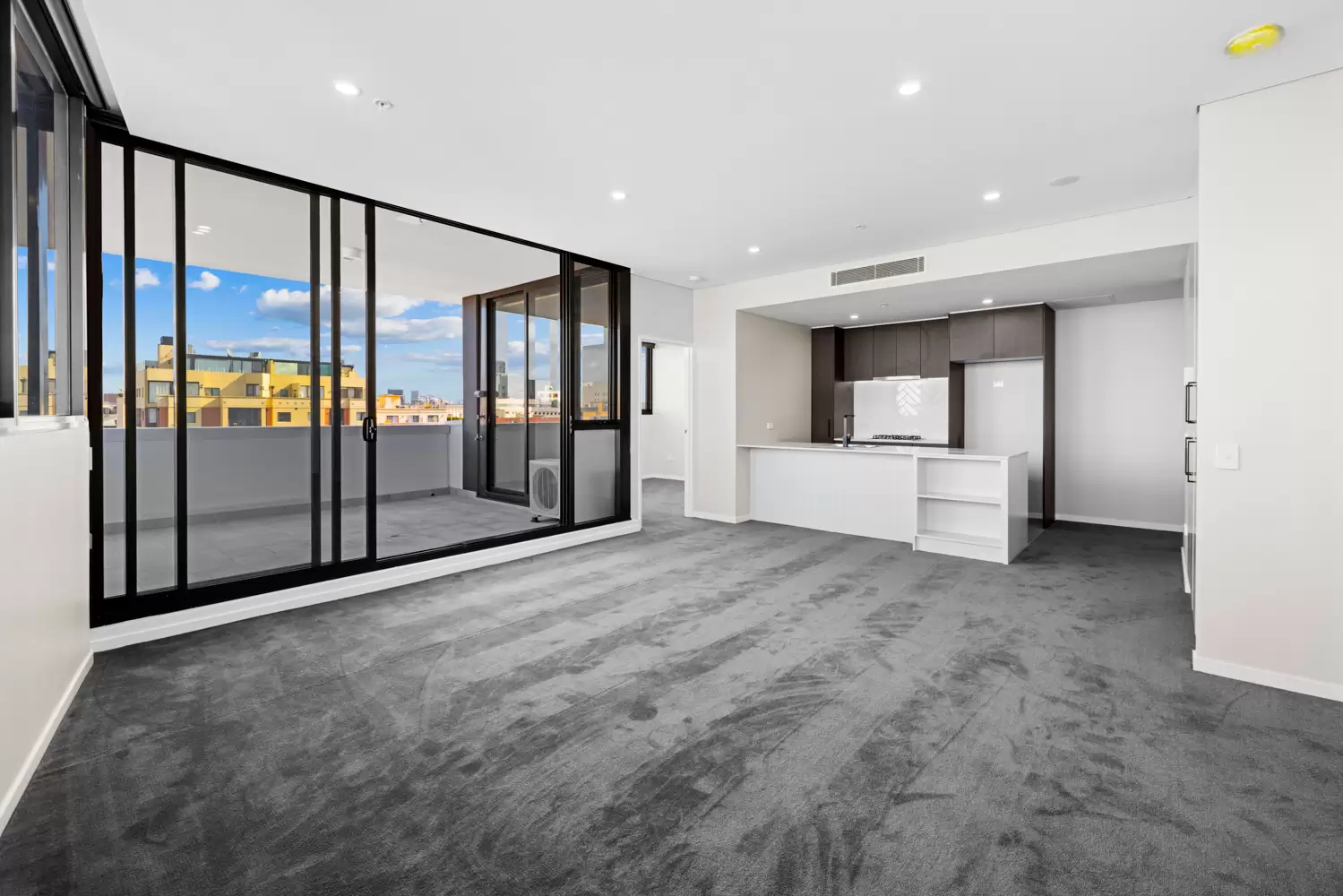 704/34 Montgomery St, Kogarah Leased by The Gallery Real Estate - image 2