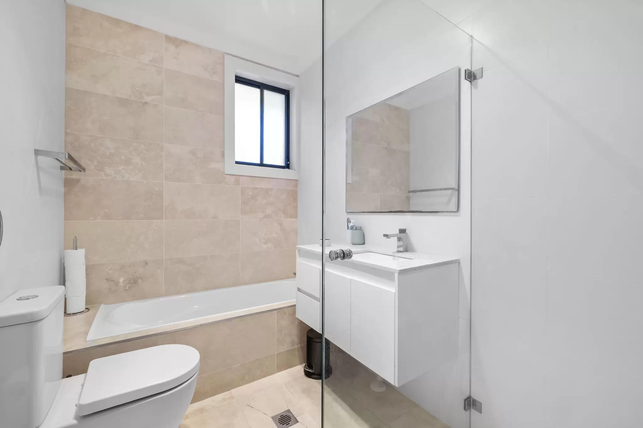 6/5-7 Monie Ave, East Hills Leased by The Gallery Real Estate - image 5