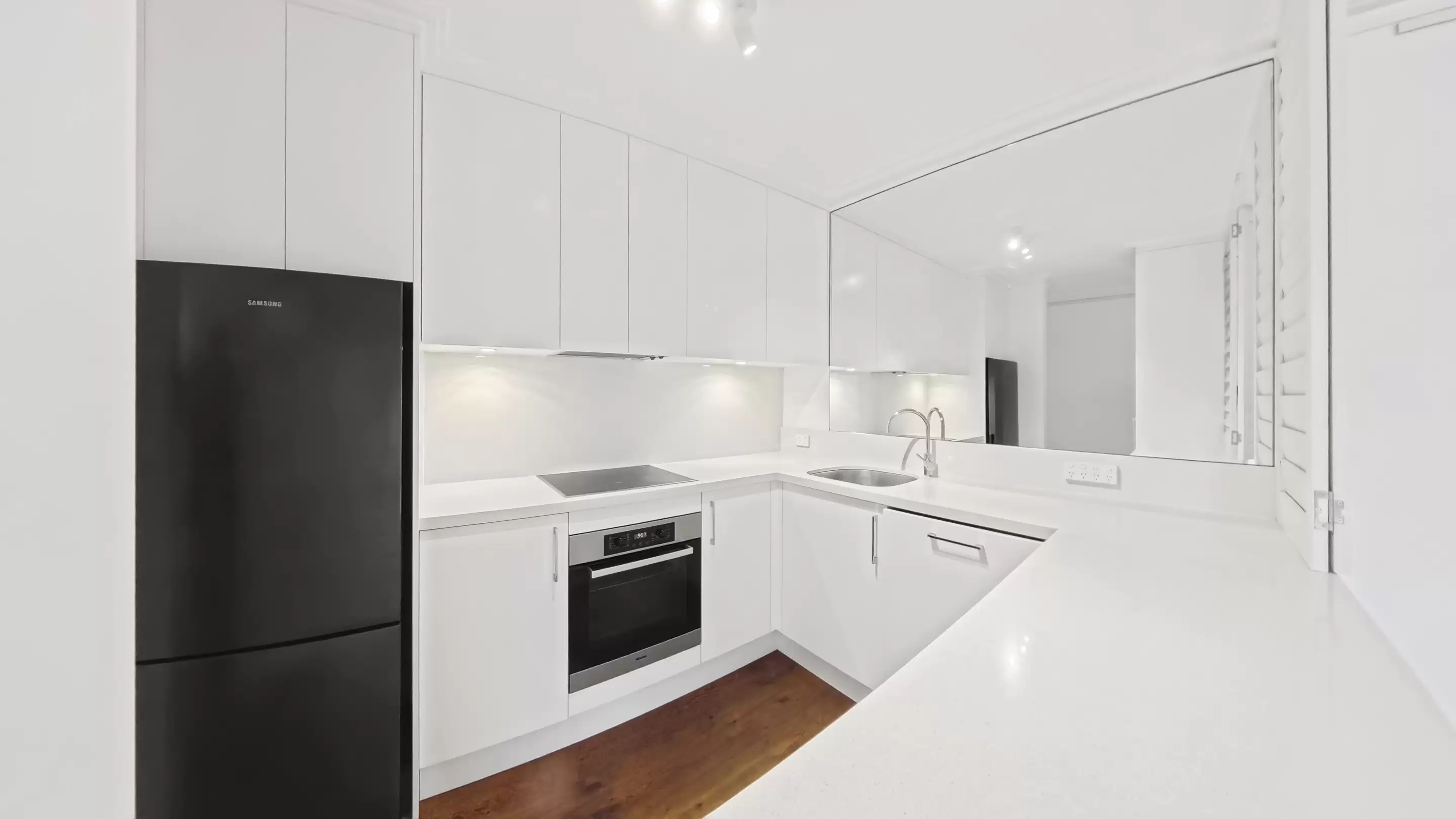 41/758-768 Bourke St, Redfern Leased by The Gallery Real Estate - image 2