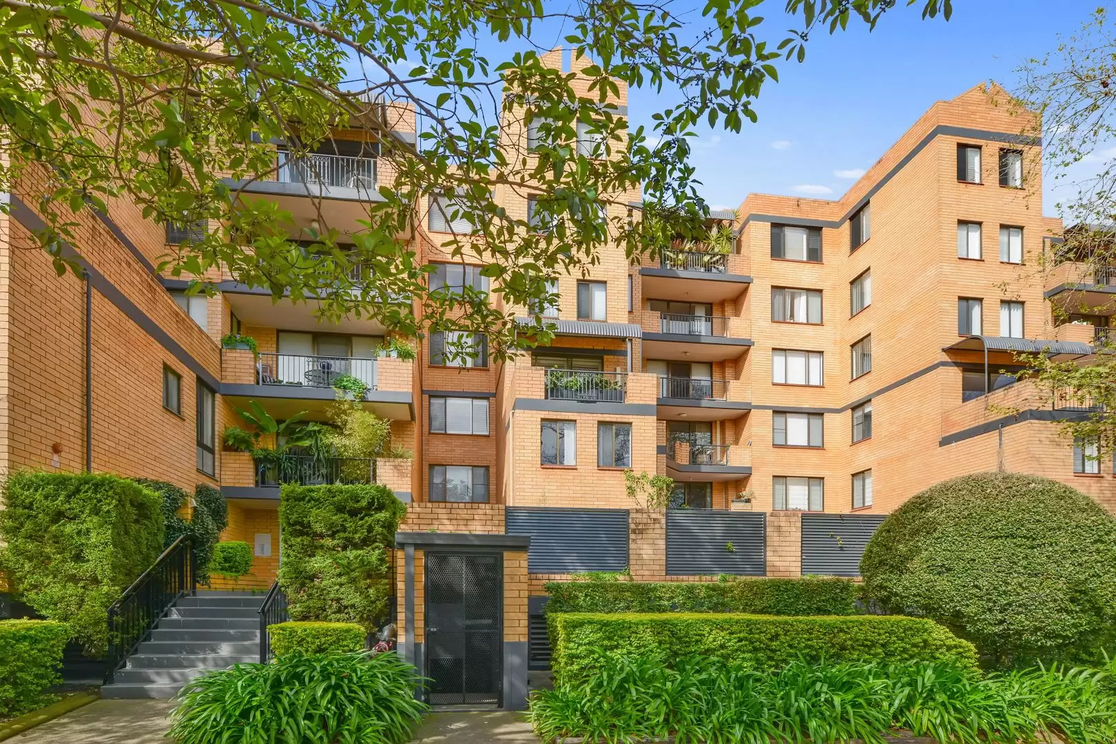 41/758-768 Bourke St, Redfern For Lease by The Gallery Real Estate - image 11