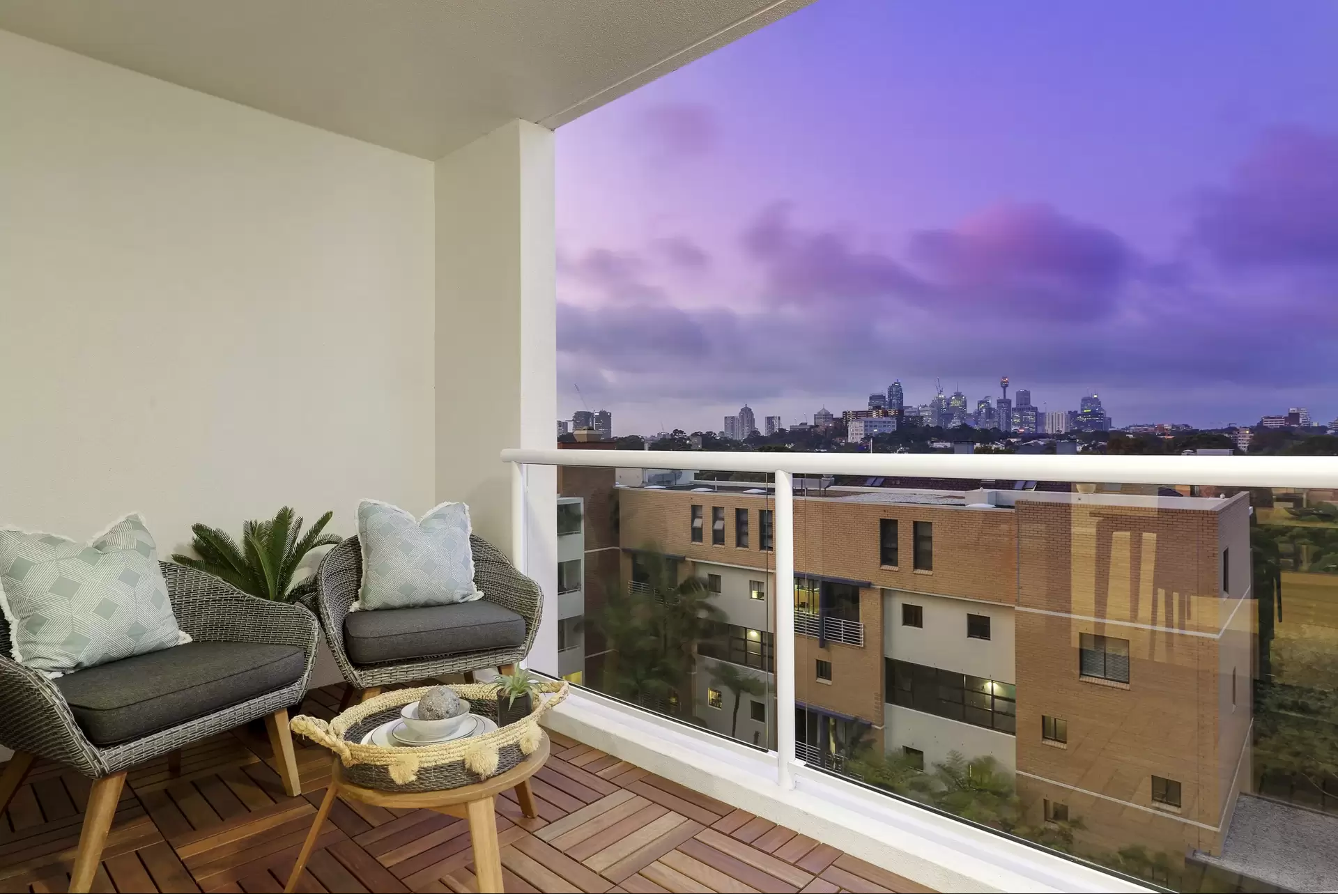 918G/780 Bourke Street, Redfern For Lease by The Gallery Real Estate - image 1