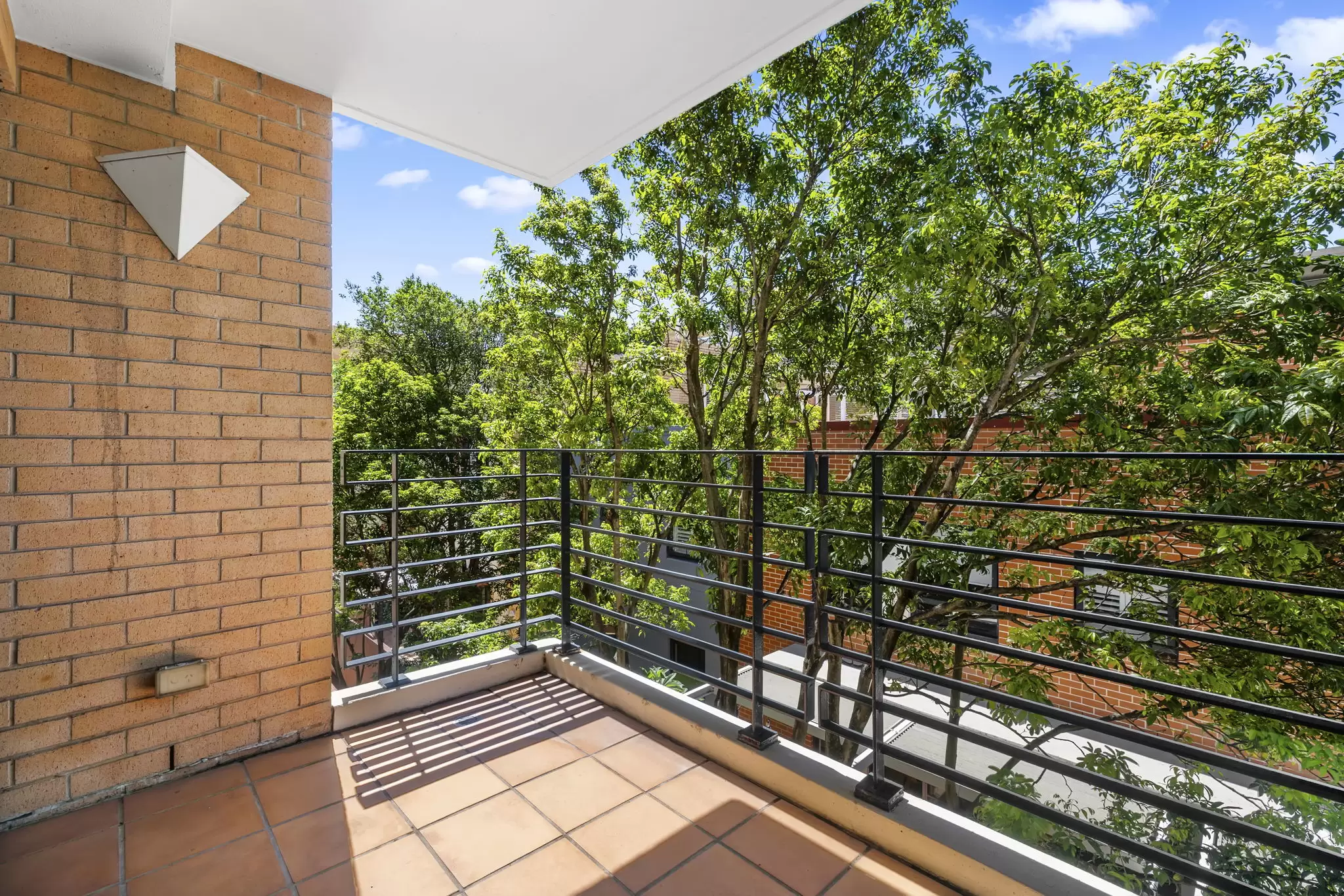 C403/6 Crescent Street, Redfern Leased by The Gallery Real Estate - image 7