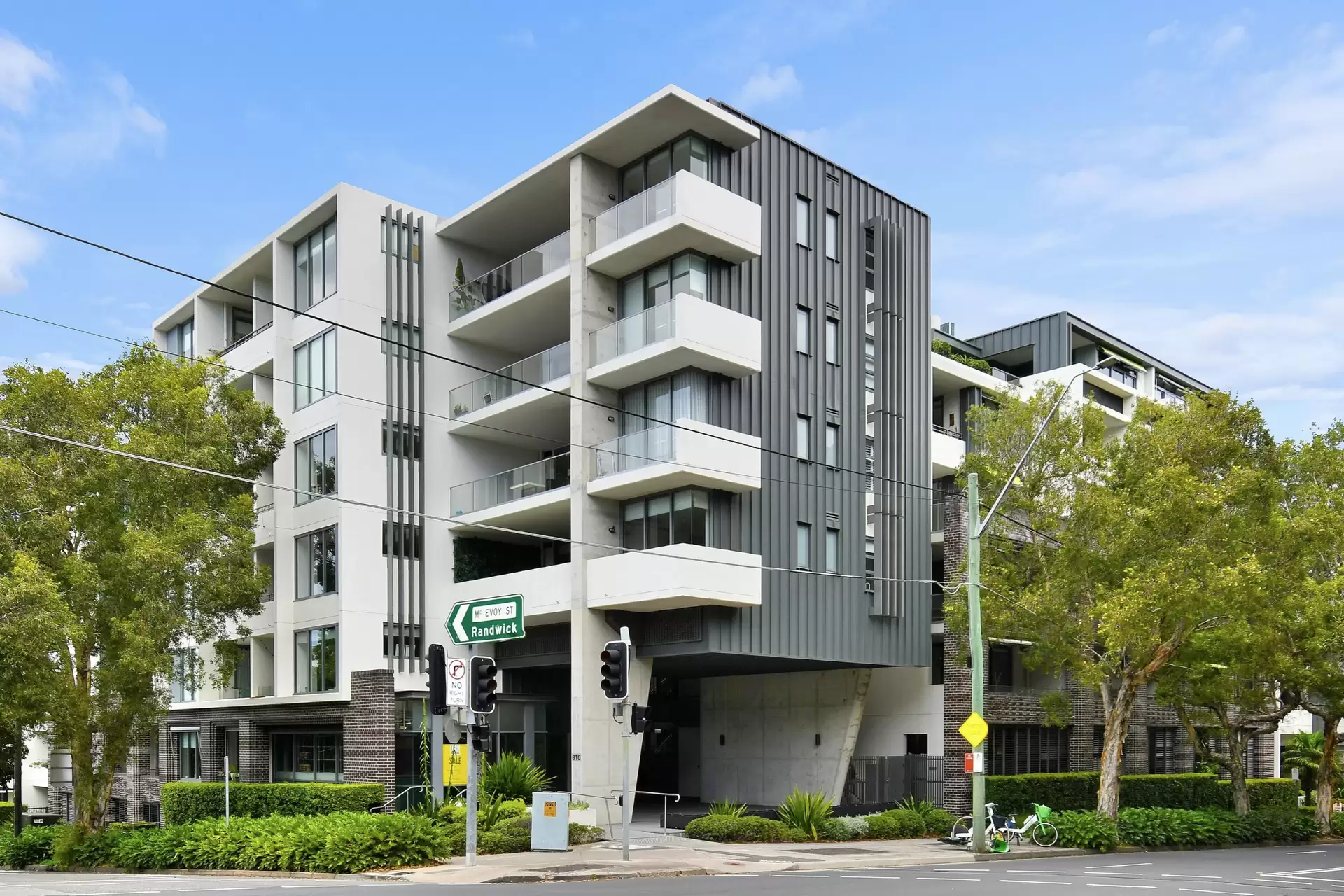 DG31/810-222 Elizabeth Street, Waterloo Leased by The Gallery Real Estate - image 1