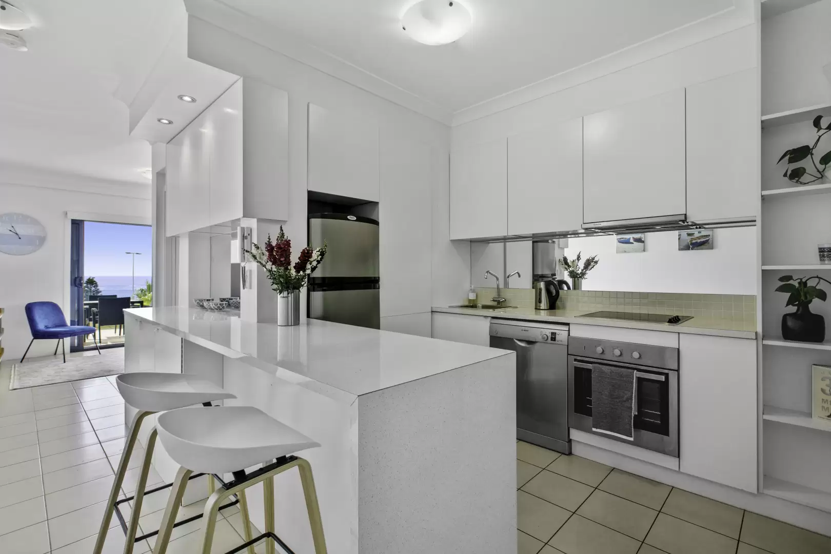 5/164-176 Campbell Parade, Bondi Beach Leased by The Gallery Real Estate - image 3