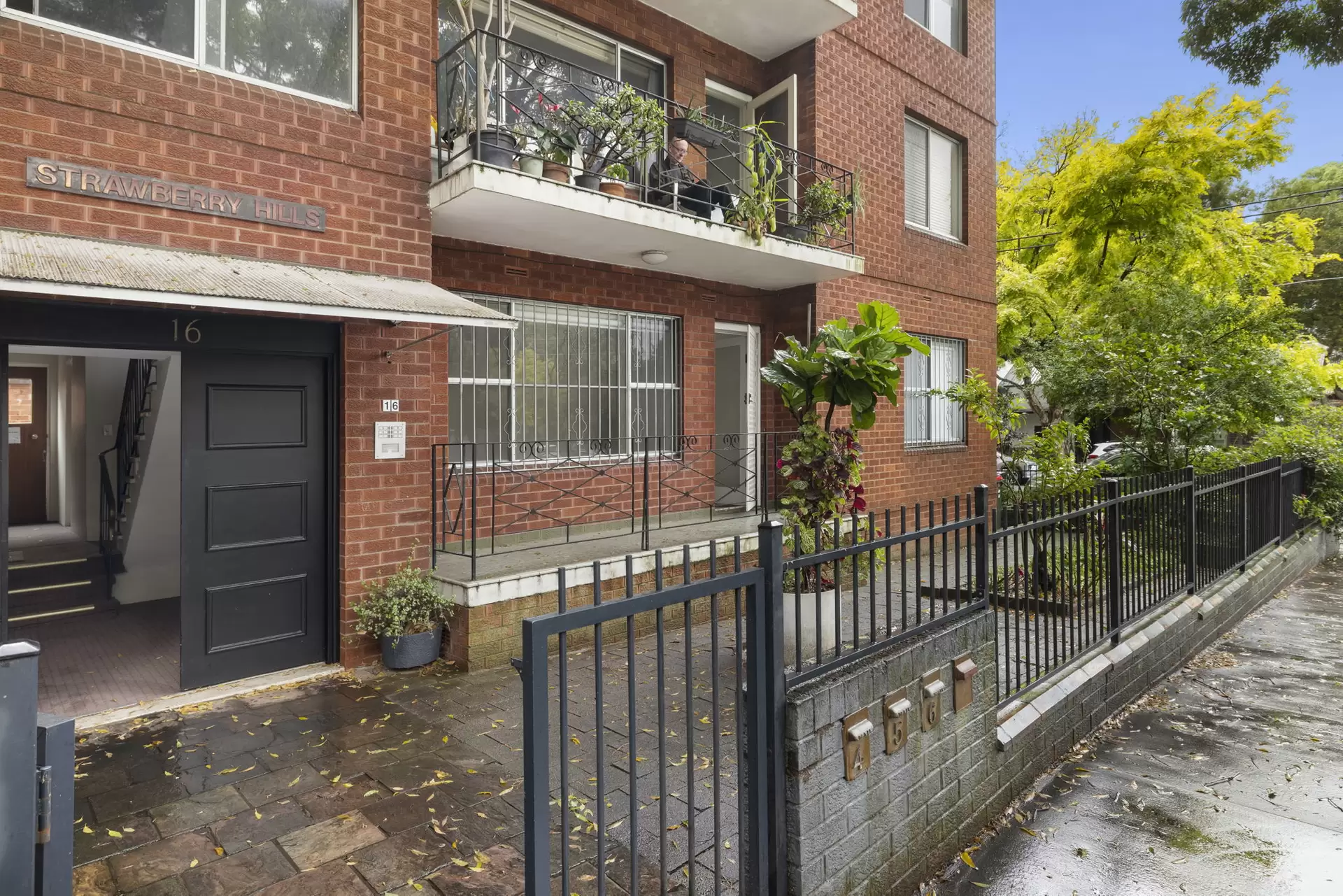 2/16 Cooper Street, Redfern For Lease by The Gallery Real Estate - image 1