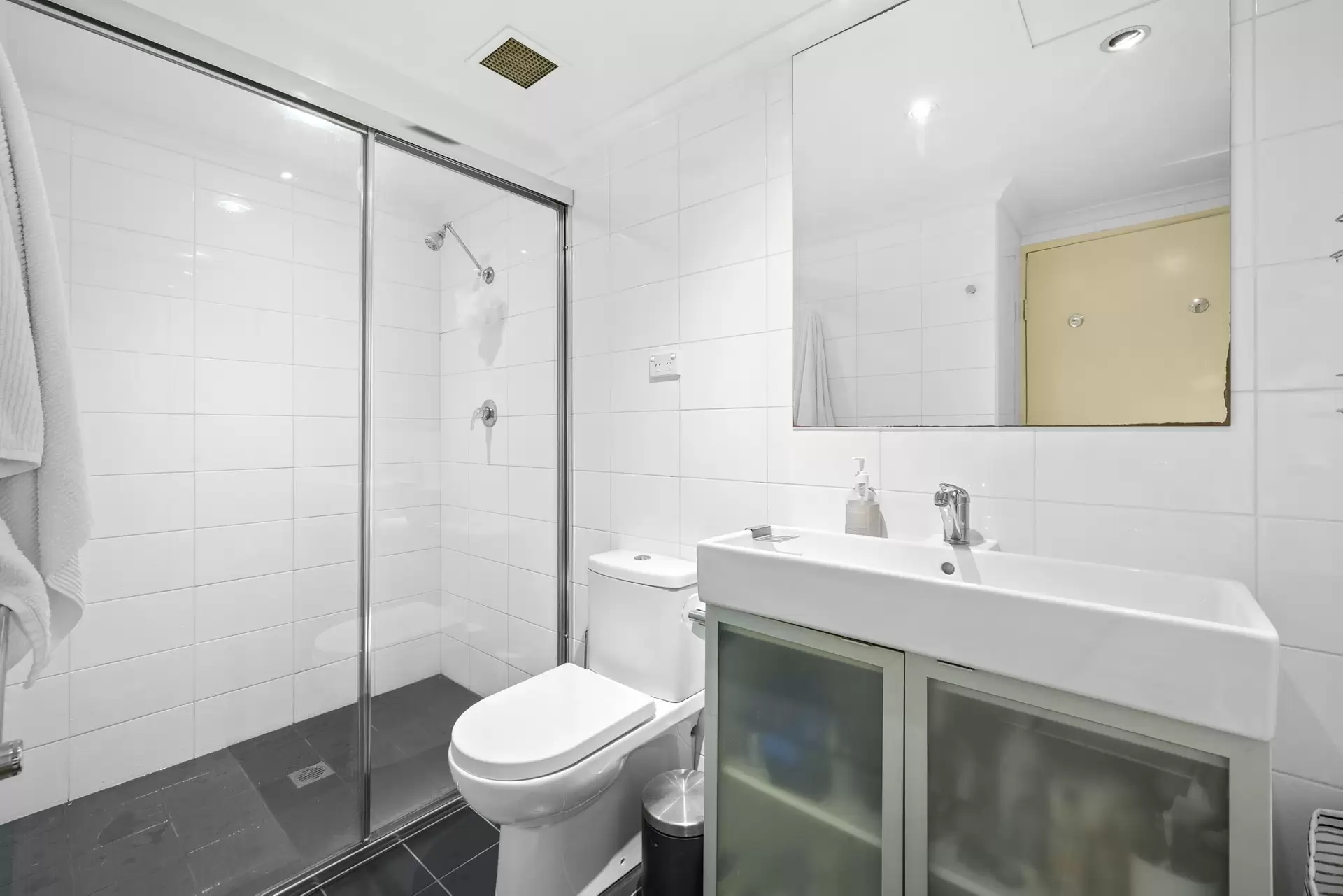 R205/780 Bourke Street, Redfern Leased by The Gallery Real Estate - image 1