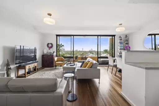 Grosvenor Building/780 Bourke Street, Redfern Leased by The Gallery Real Estate