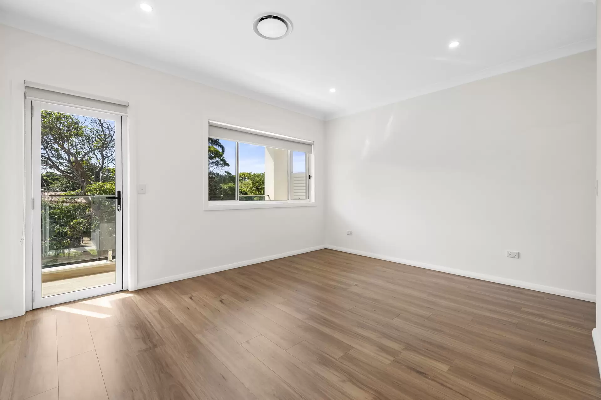 92 Baroona Road, Northbridge Leased by The Gallery Real Estate - image 1