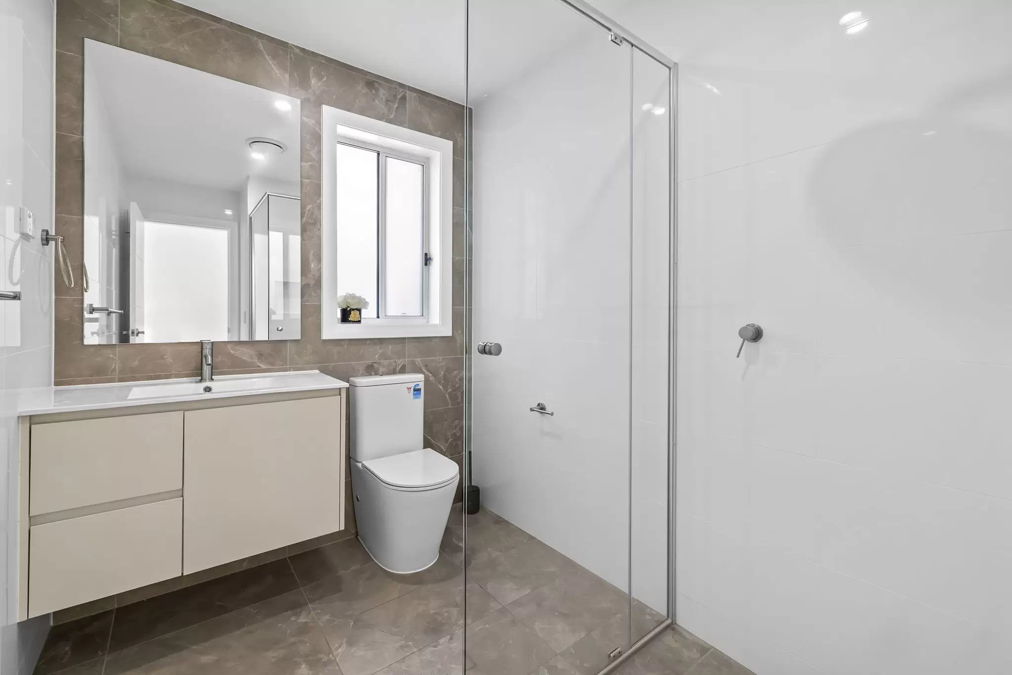 92 Baroona Road, Northbridge Leased by The Gallery Real Estate - image 9