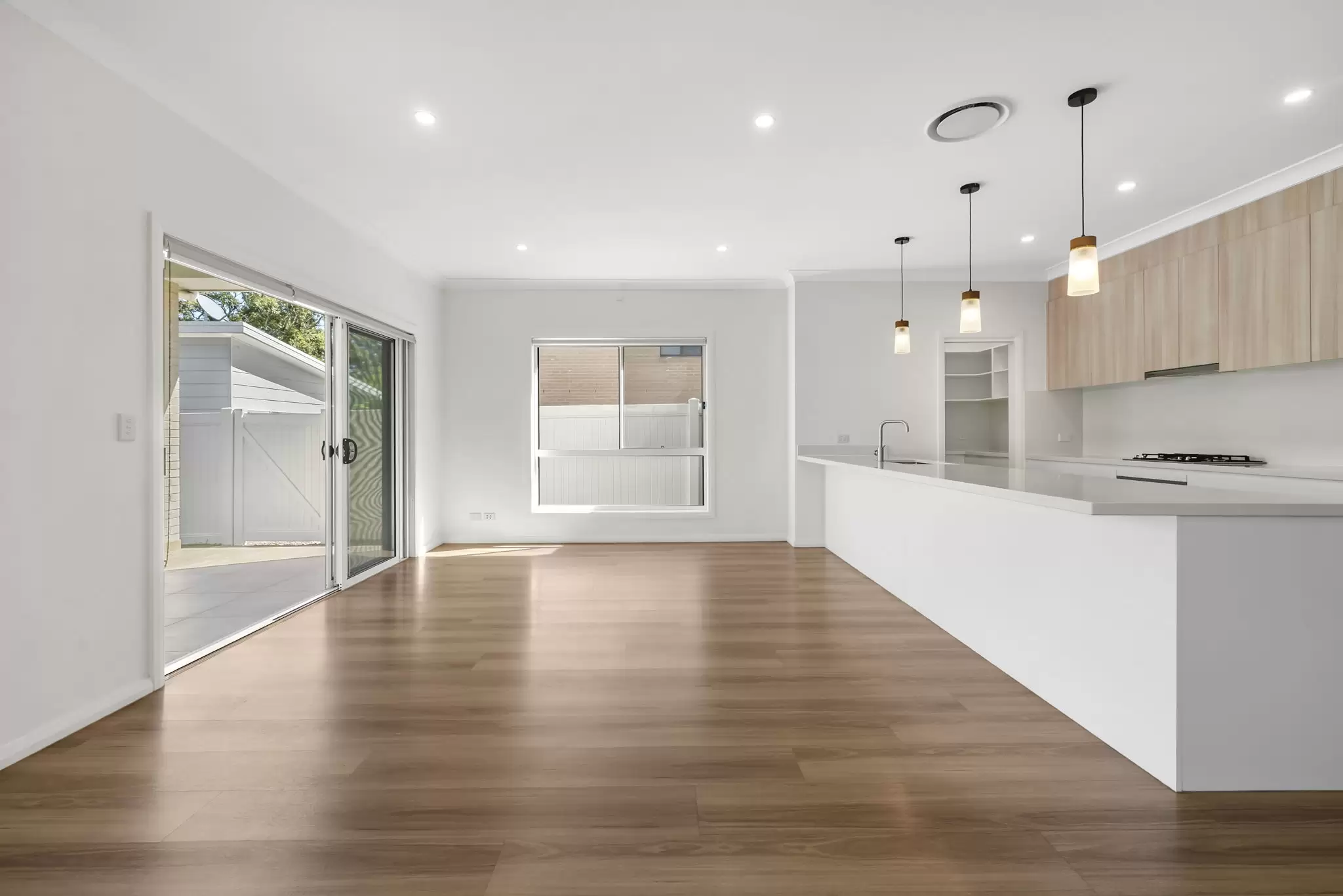 92 Baroona Road, Northbridge Leased by The Gallery Real Estate - image 2