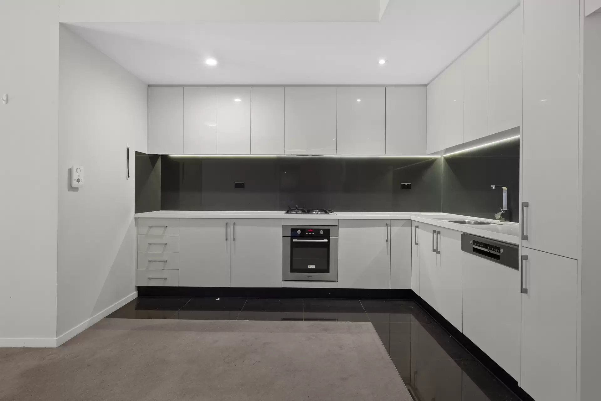 107/13 Joynton Ave, Zetland For Lease by The Gallery Real Estate - image 1