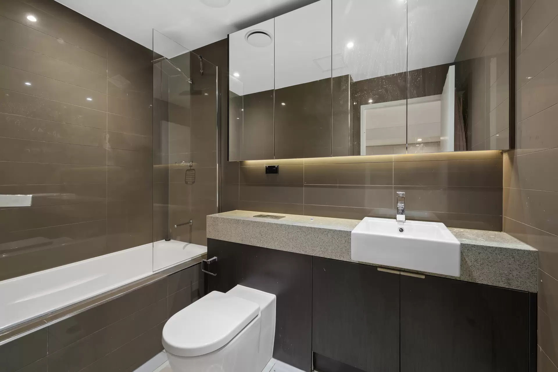 107/13 Joynton Ave, Zetland For Lease by The Gallery Real Estate - image 1