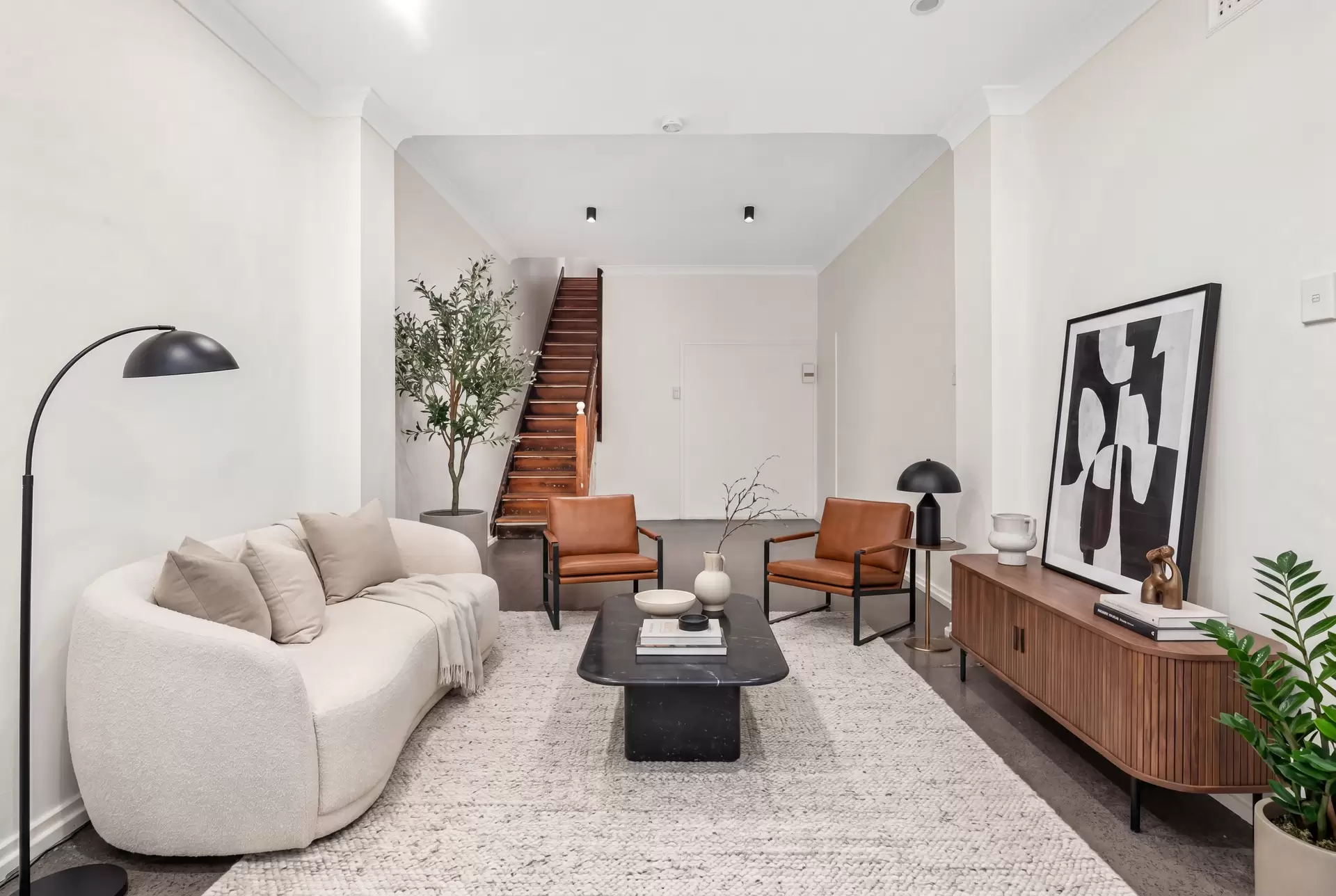 1/470 New Canterbury Road, Dulwich Hill Leased by The Gallery Real Estate - image 1