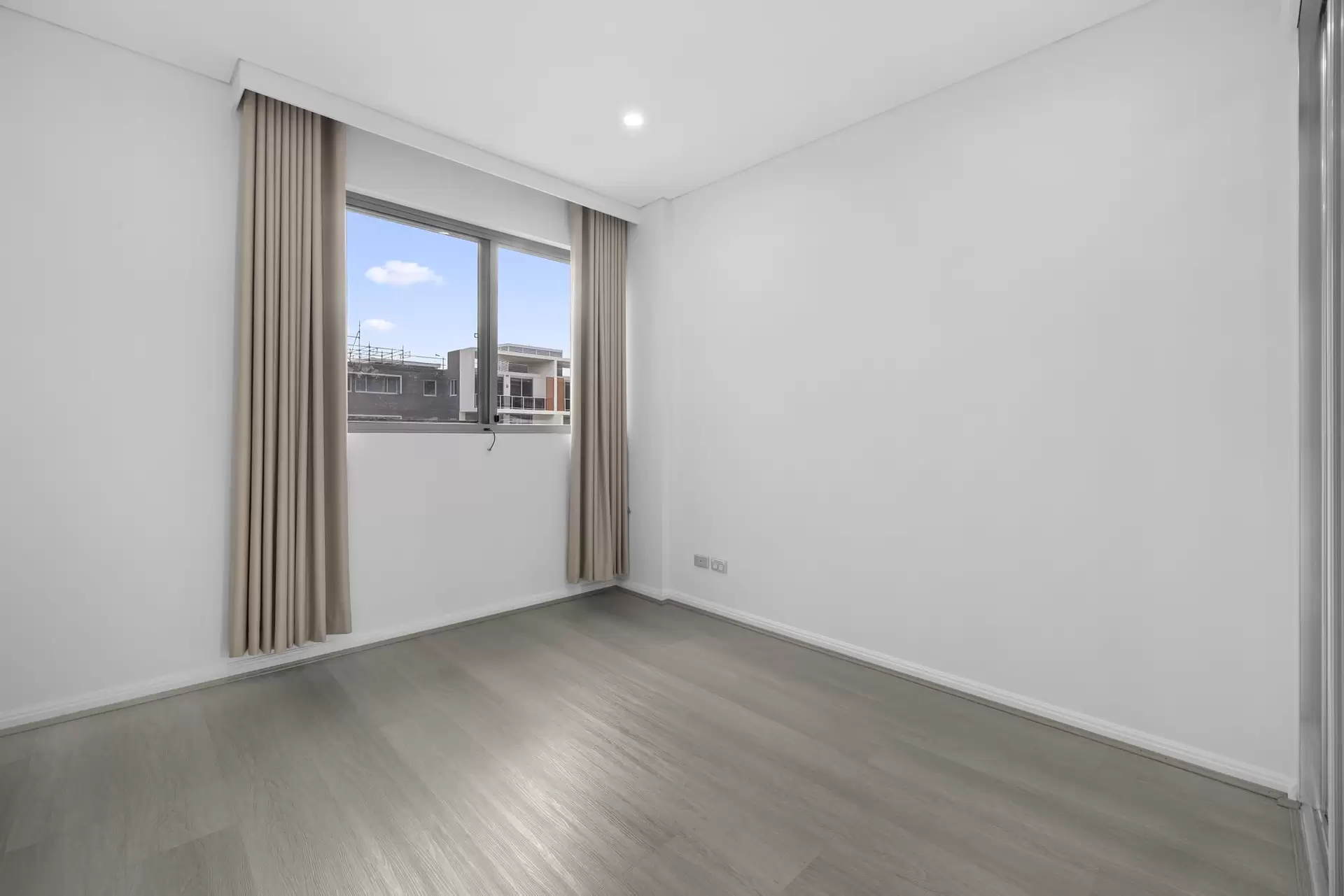 830/4 Stedman St, Rosebery For Lease by The Gallery Real Estate - image 1