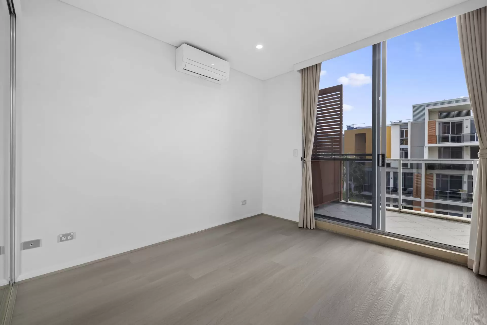 830/4 Stedman St, Rosebery For Lease by The Gallery Real Estate - image 1