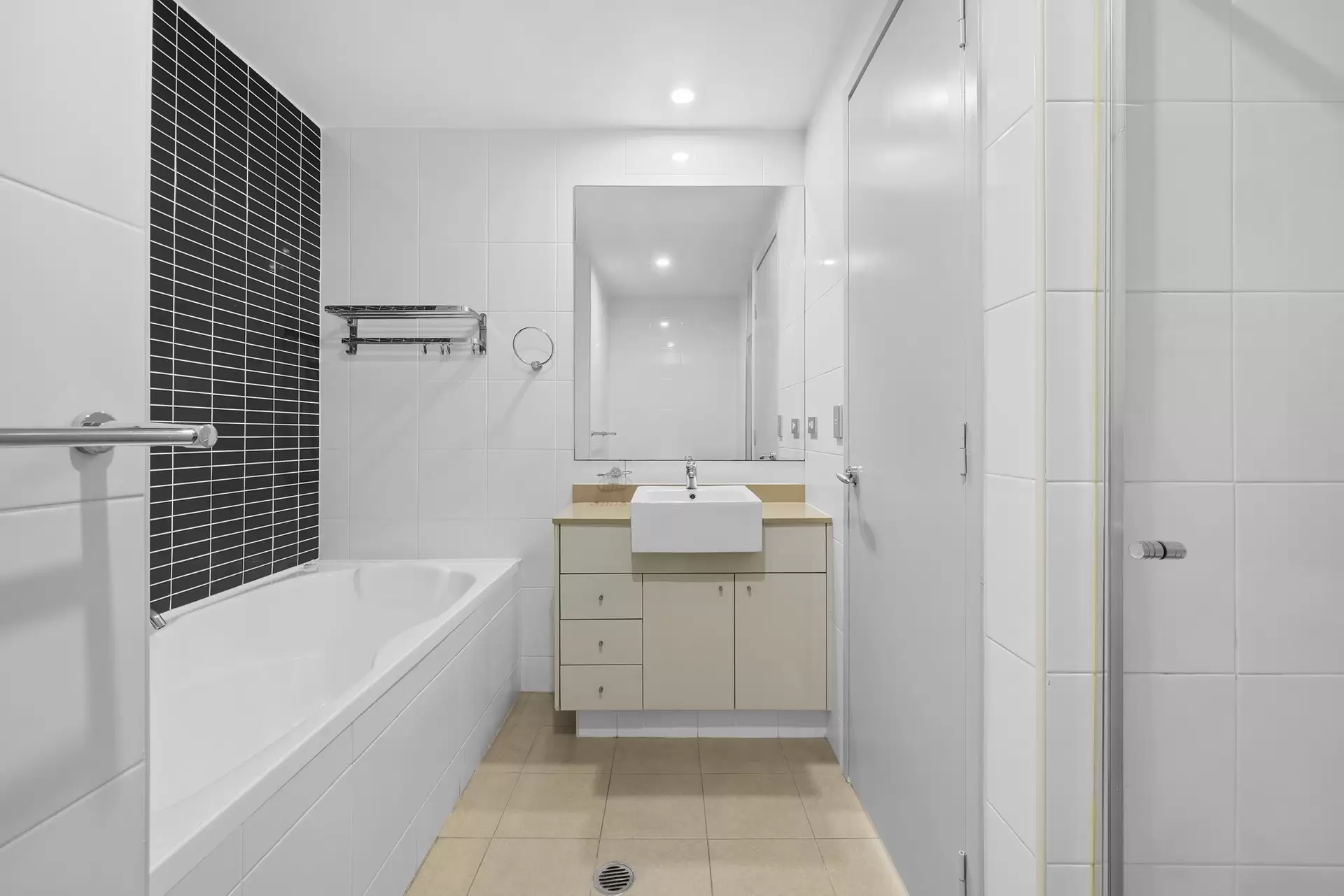 830/4 Stedman St, Rosebery For Lease by The Gallery Real Estate - image 1