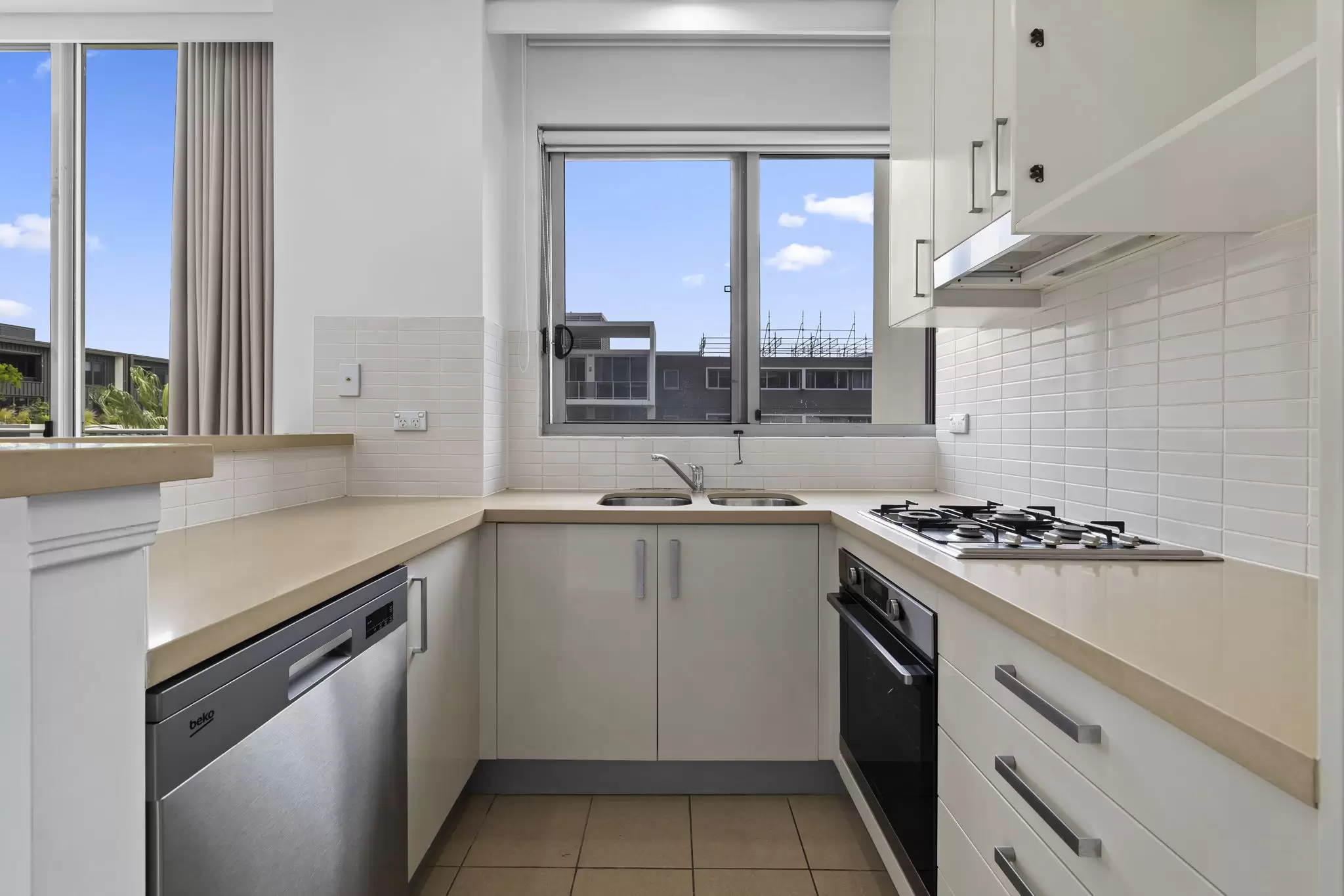 830/4 Stedman St, Rosebery For Lease by The Gallery Real Estate - image 2